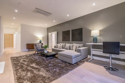 1818 Thayer Avenue 2-4 Beds Apartment, Furnished for Rent - Photo Gallery 20